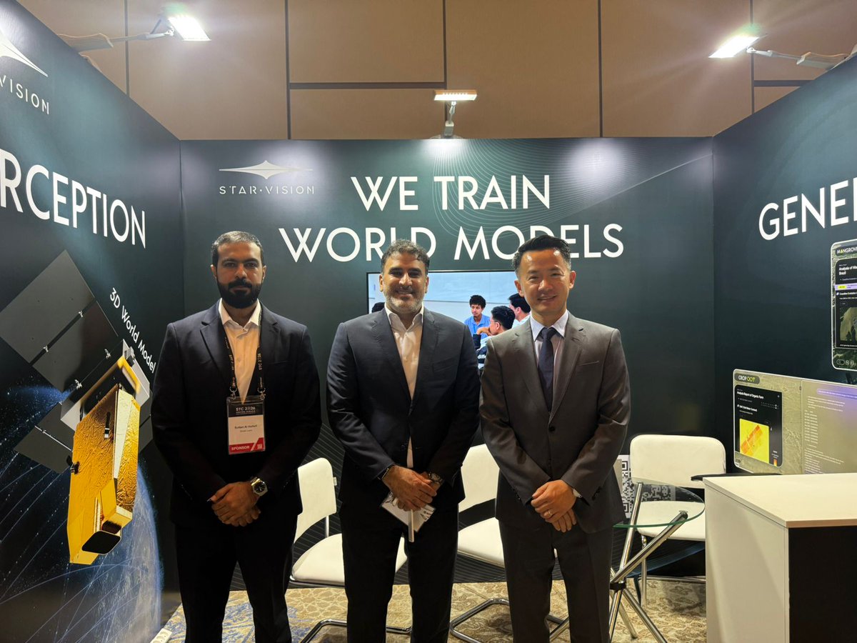 Oman Lens عــدسة عُمــان tweet media