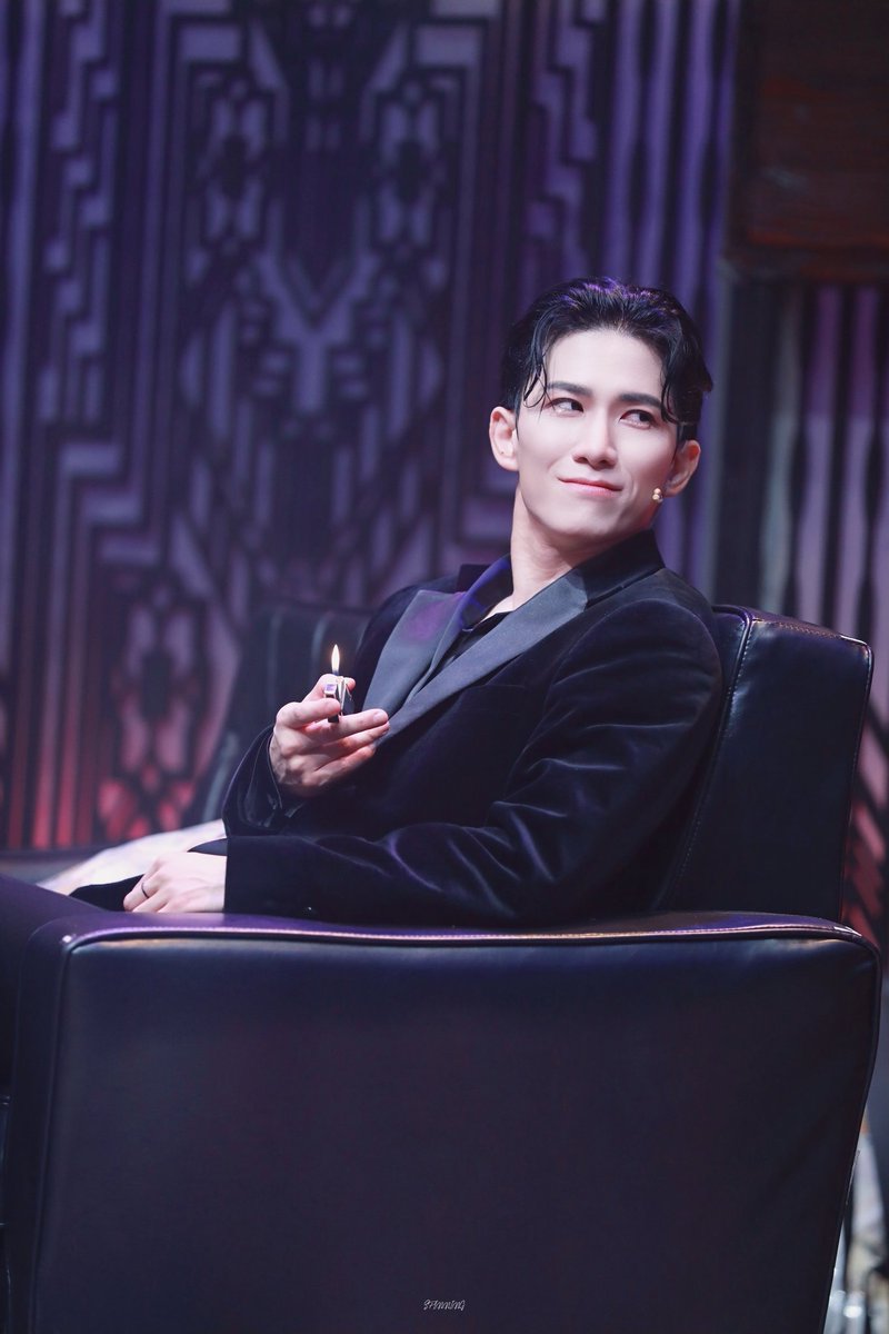 𝐒𝐏𝐈𝐍 tweet media