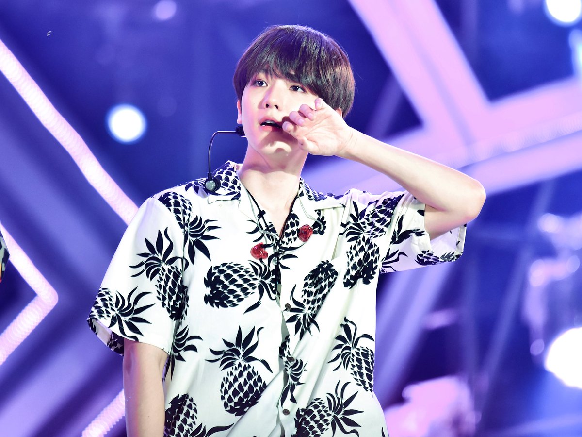 Berryyu56 tweet media