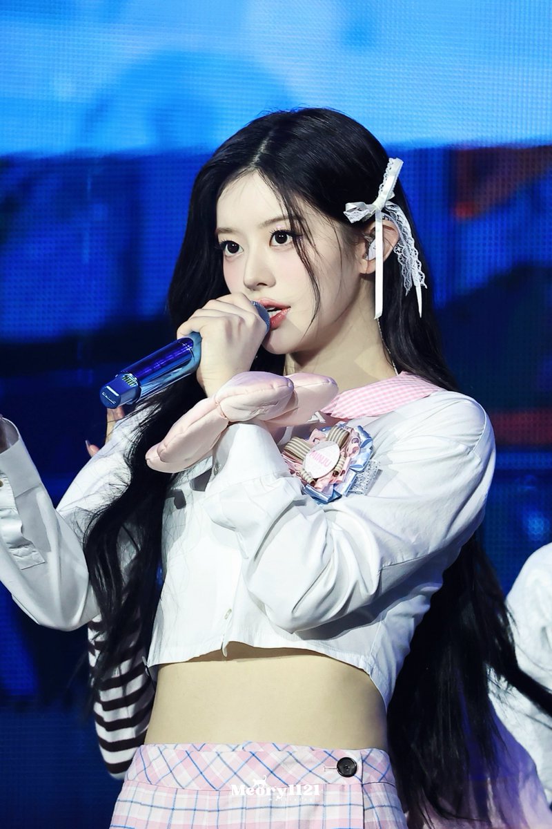 Meory1121's tweet photo. 260315

#AprilFoolsDay #만우절 
#MINJU #민주 #아일릿 #ILLIT https://t.co/7I0HXE3DvL