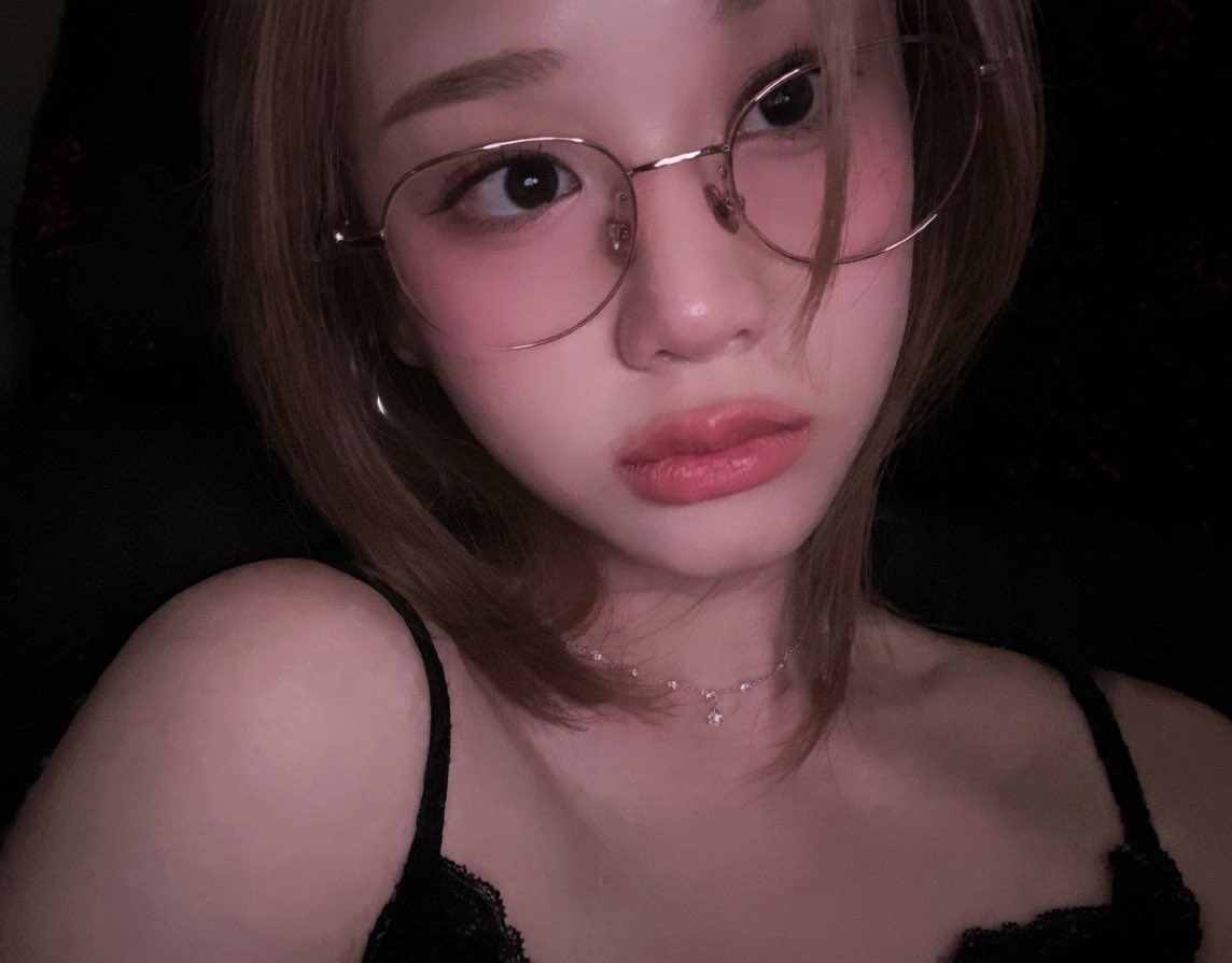jahrarubyjaraa's tweet image. special anniv 🖤 

 #MSD #monstiezselcaday #PHARITA