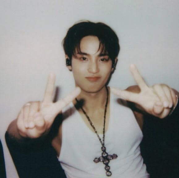 svt contents tweet media