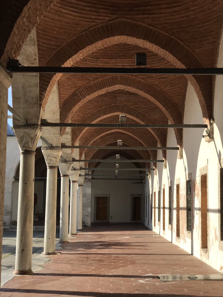 müfehham sinatra tweet media