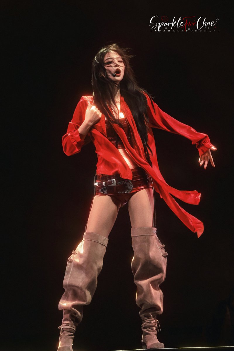 DC 제니 갤러리 tweet media