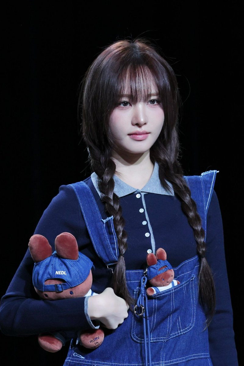 NEDL_JJ's tweet photo. 260315Liz

Pretty 

#리즈 #LIZ #リズ #아이브 #IVE #AprilFoolsDay https://t.co/c3ZBlOd7Dd