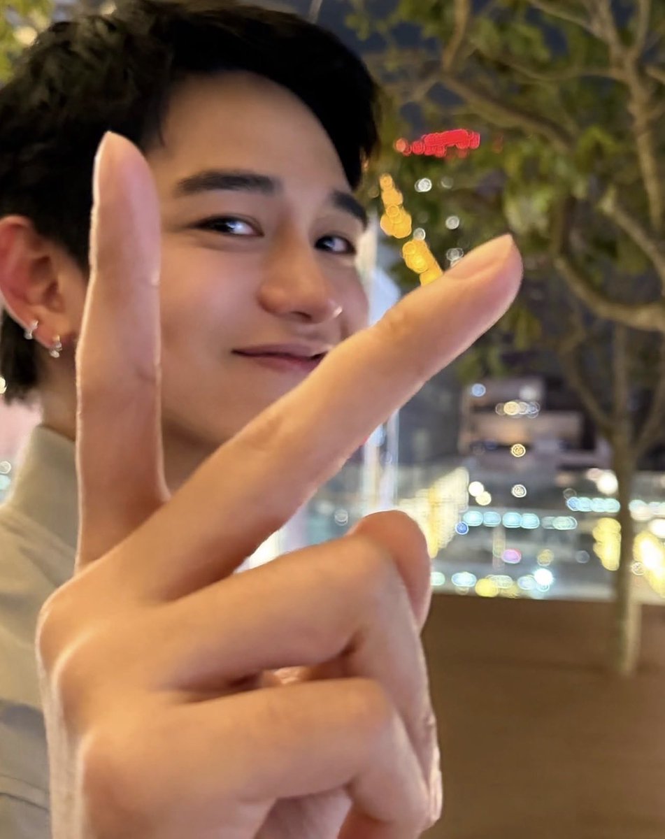 Lucas Base tweet media