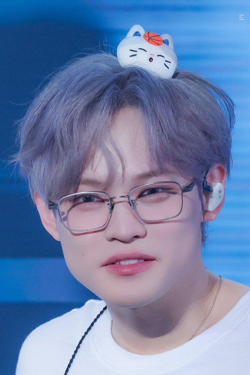 ғᴜʟʟᴏғʟᴏᴠᴇ tweet media