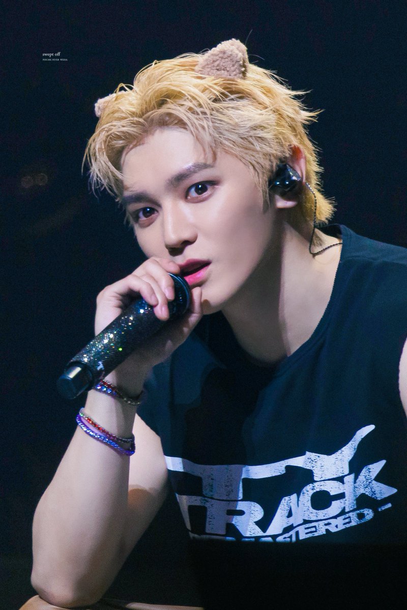 𝐬𝐰𝐞𝐩𝐭 𝐨𝐟𝐟 tweet media