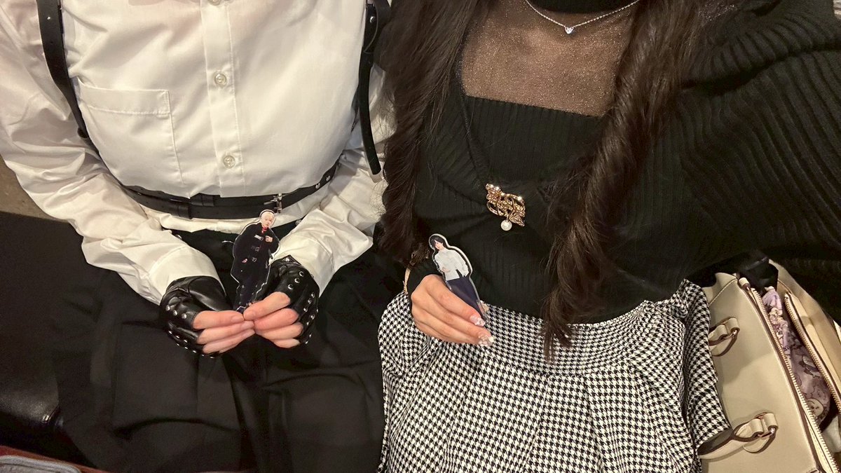 鈴村🦄 tweet media