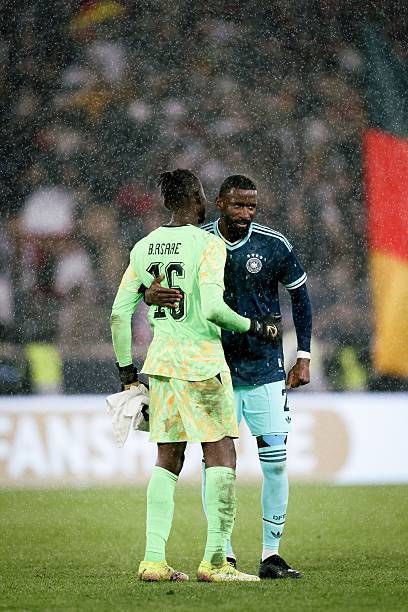 Phooobia! - #WeNeverSayDie 🏅🏆 tweet media