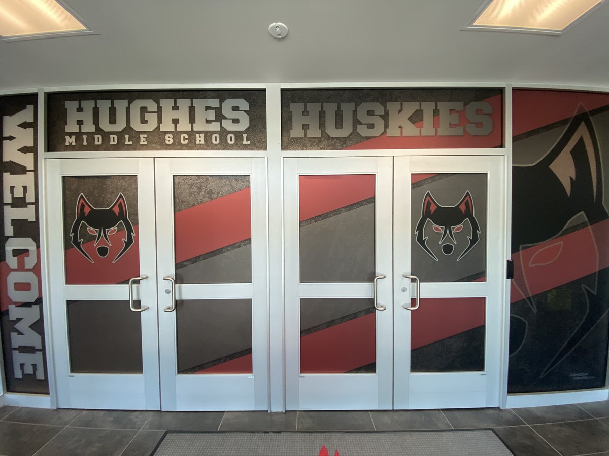 armourwrapsdfw's tweet image. Did some work at @HughesHuskies recently, Thank you for the opportunity to #BrandYourSchool! #FacilityGraphics #WindowGraphics