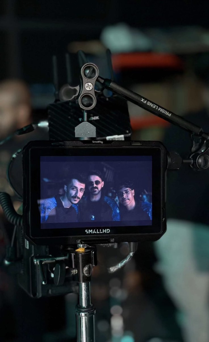 R8 PINTEREST tweet media