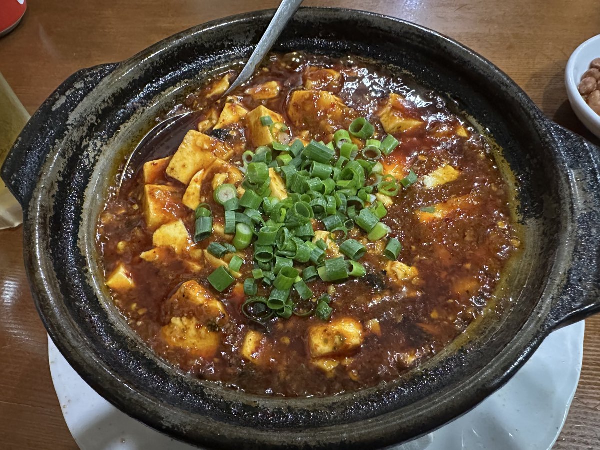 ヒジカタ tweet media