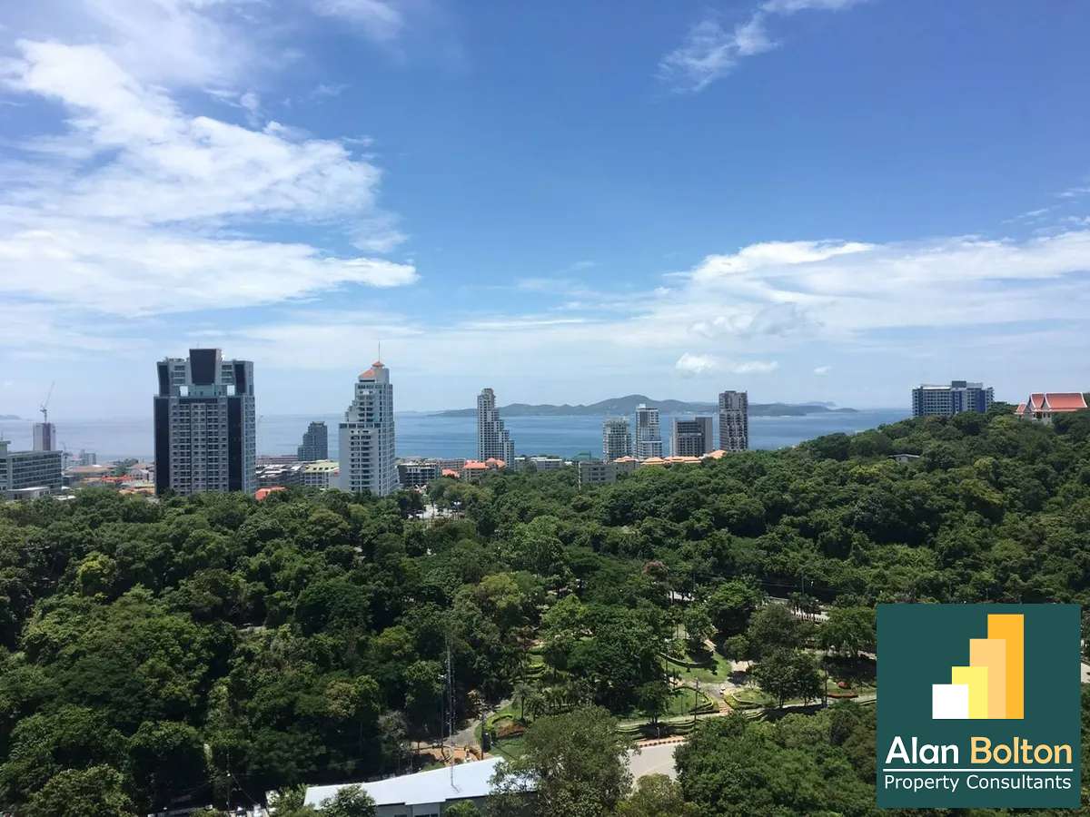 AlanBoltonProp's tweet photo. One Bedroom Condo For Rent In Prahtamnak https://t.co/OXkK9J2Zox