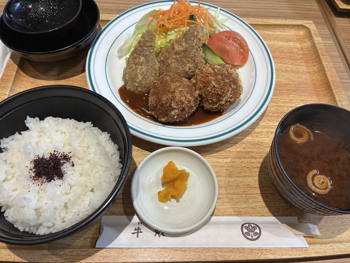 ながきち tweet media