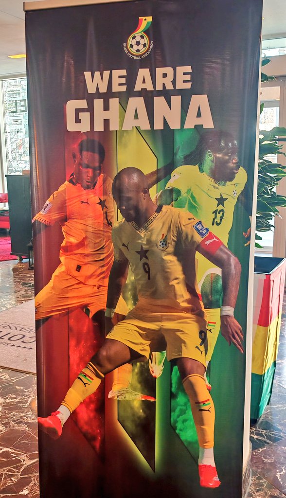 Tom Middler tweet media