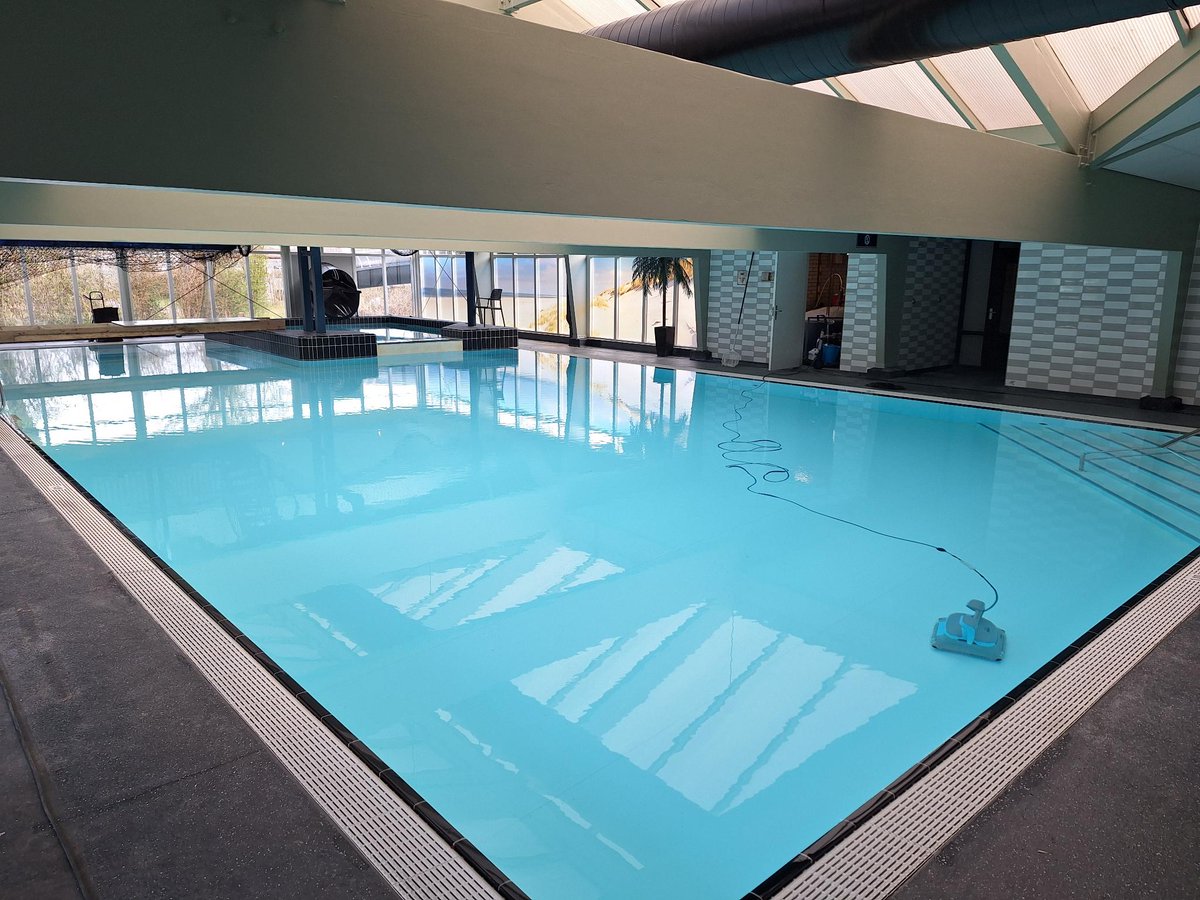 EWACMedical's tweet image. Visited aquatic facilities across the Netherlands, including Twentebad, Plaza Sportiva and Den Burg. Great to see how strong management and smart solutions like Myrtha RenovAction keep pools performing at a high level, even after 10+ years.

#MyrthaPools #SwimmingPools