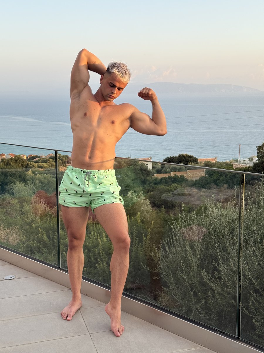 Angell Charles tweet media