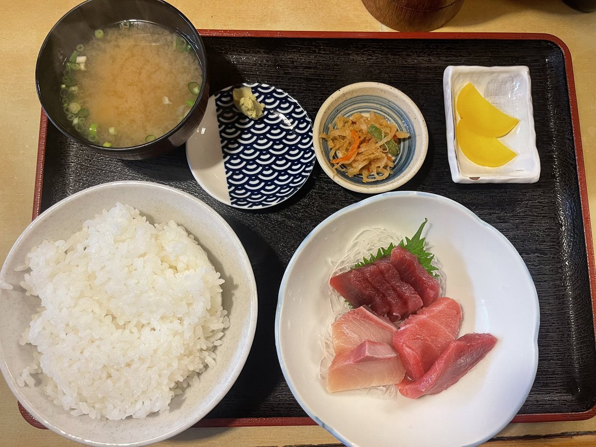 taichil's tweet photo. おれの外食がヘルシーすぎる https://t.co/NW3Ew0wThr