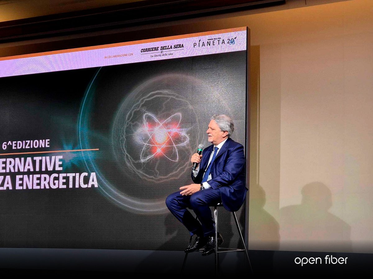 OpenFiberIT's tweet image. La fibra #FTTH è al centro della trasformazione: meno consumi, infrastrutture più intelligenti e reti sicure per l’era di AI, cloud e IoT.  Lo ha spiegato Giuseppe Gola, AD di #OpenFiber, durante la 6^ edizione dell'Energy Talk "Fonti alternative e sicurezza energetica”. In