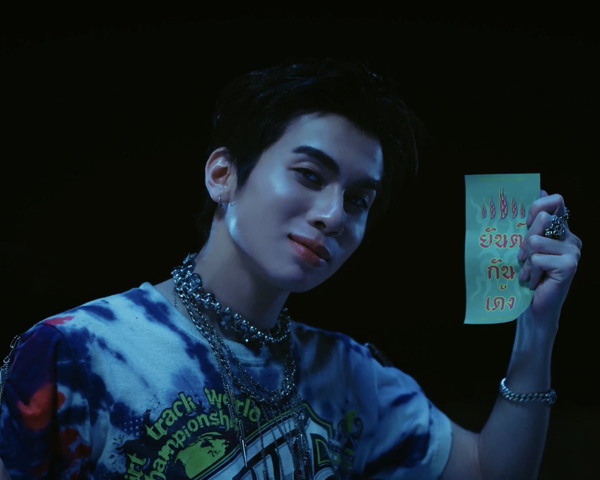 ⊱ •ᴥ• annika ⊰ tweet media