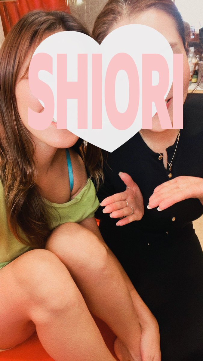 gh__tencho's tweet photo. しおりちゃん 出勤中💕即ヒメ✅
優しさと包容力で癒されたい方はココ☺️
初めての方でも安心して楽しめる安定感✨
ほっとする時間をお約束💕

撮れたてホヤホヤ📷✨
美容とかフルーツのお話🤭🤍お出かけ話🤭いや、仕事の話、1%ꉂꉂ(ᵔᗜᵔ◍)笑
顔出しできないのが残念😭可愛い😌笑顔なんですよ～ https://t.co/RzekD5NOIq