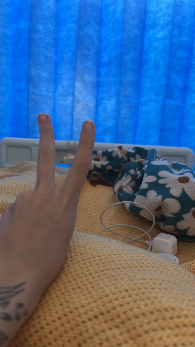 Daisy Barratt tweet media