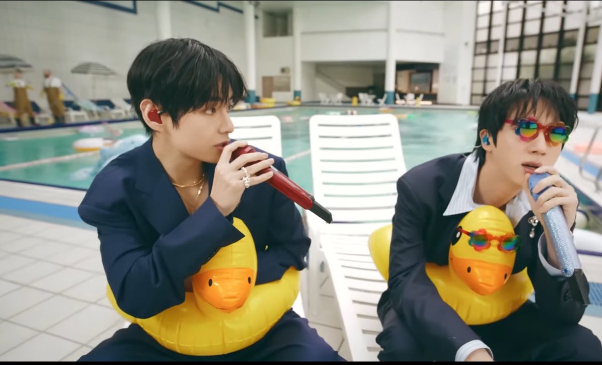 matou • tweet media