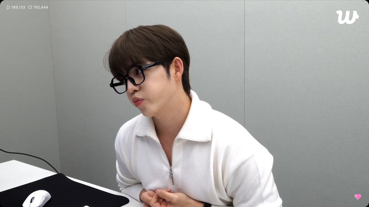 우지냥이 tweet media