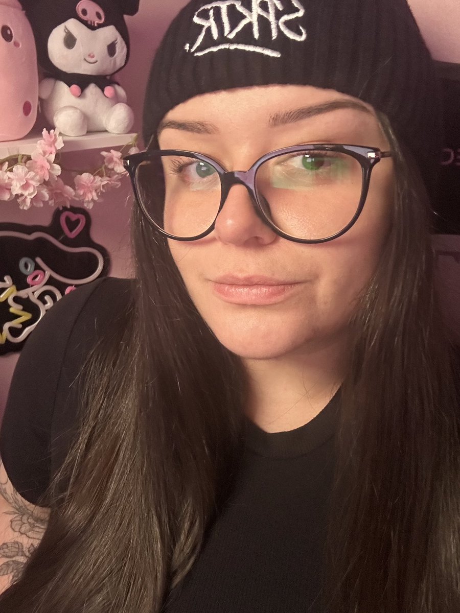 Fiona ♡ tweet media