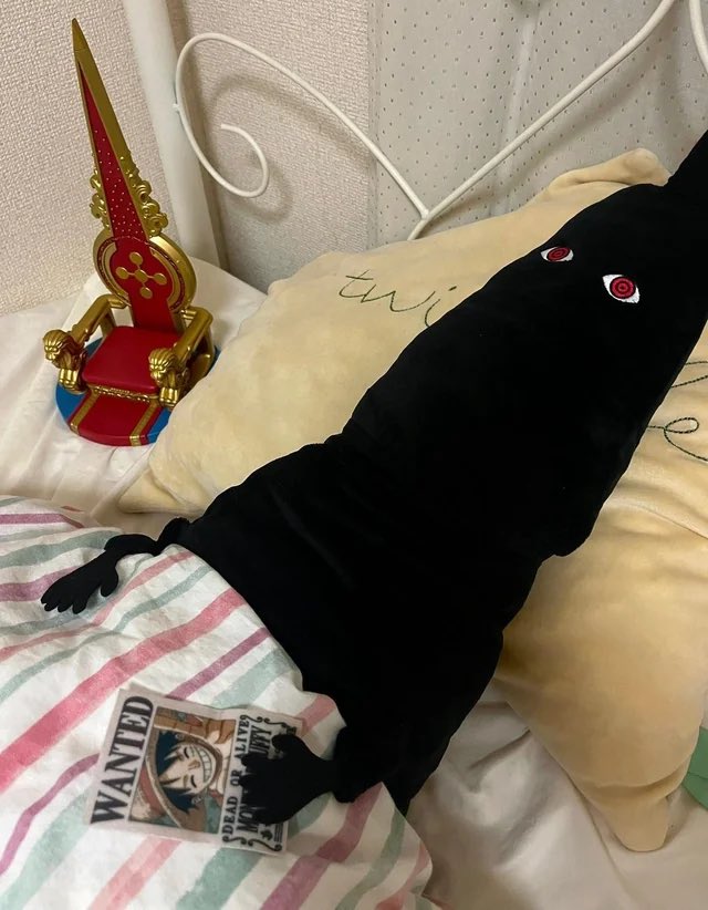 unonumero56 tweet media