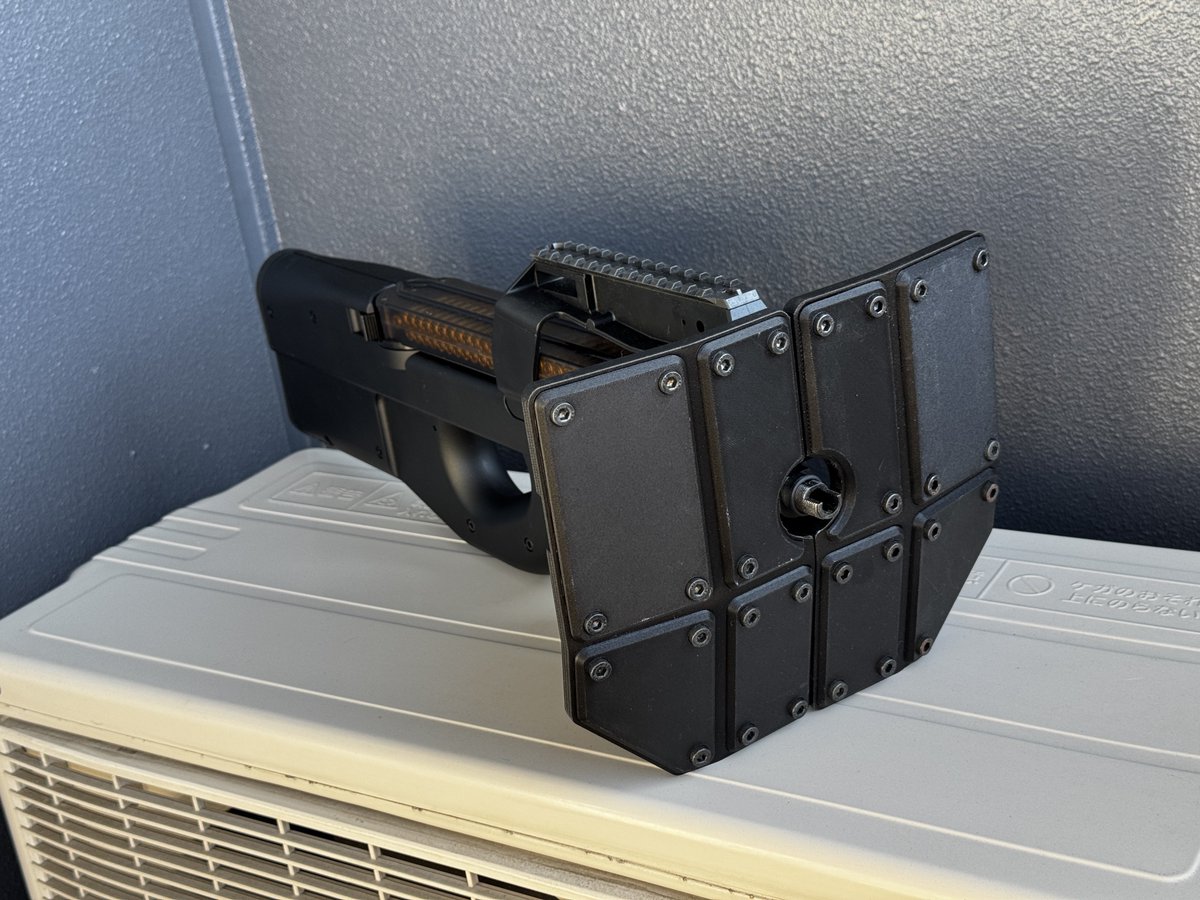 ミリデコ tweet media