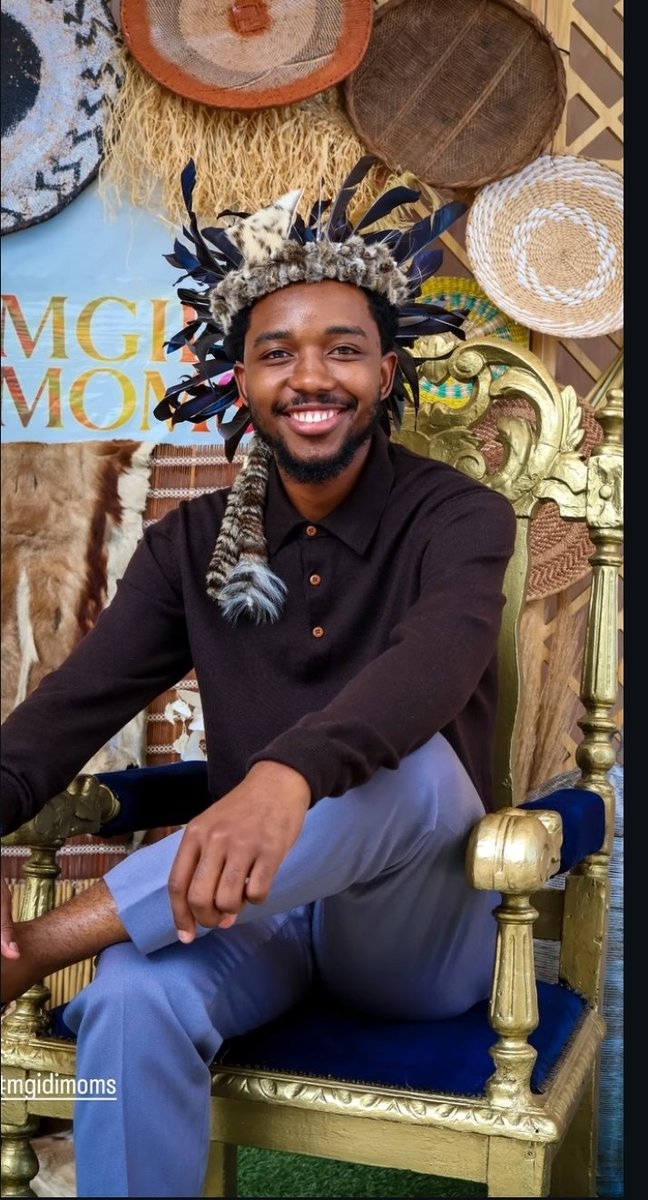 Tee 3/3 🔥 tweet media