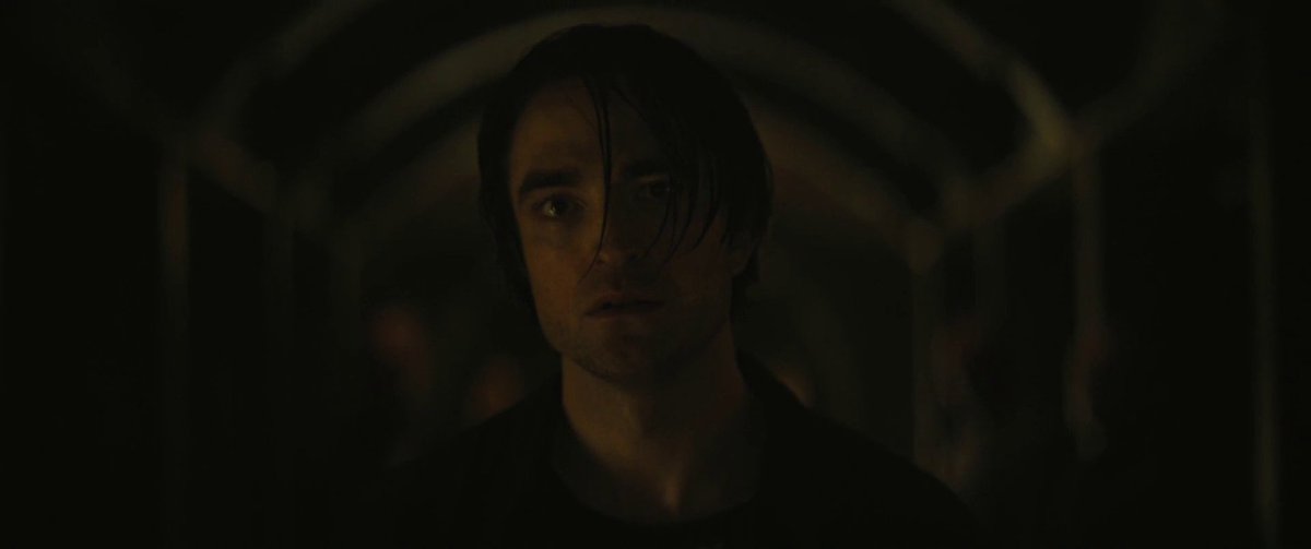 thecinemafella's tweet photo. robert pattinson in matt reeves' THE BATMAN https://t.co/HyvNeGHoZv