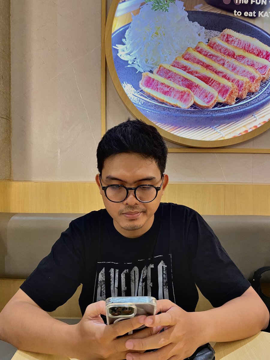 asteslaif tweet media