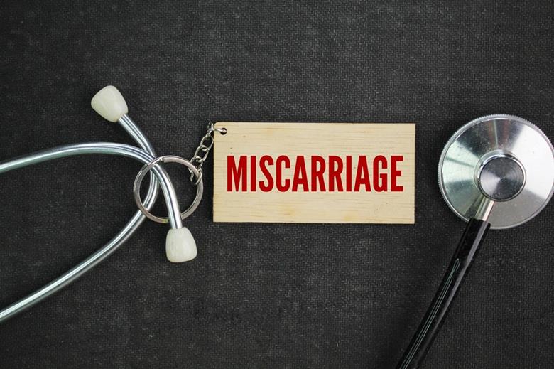 EmployeeBenefit's tweet image. #NorthernIreland to provide #paidleave to #parents affected by #miscarriage employeebenefits.co.uk/tax-and-legisl…