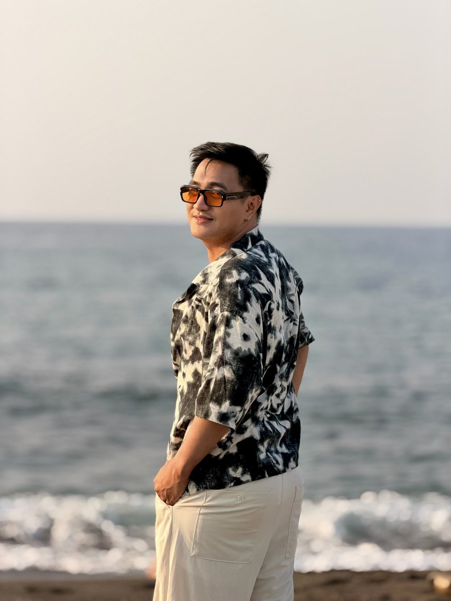 RockyRave28's tweet photo. Let the summer begin! 😎☀️ https://t.co/LTL0vnb1Xb