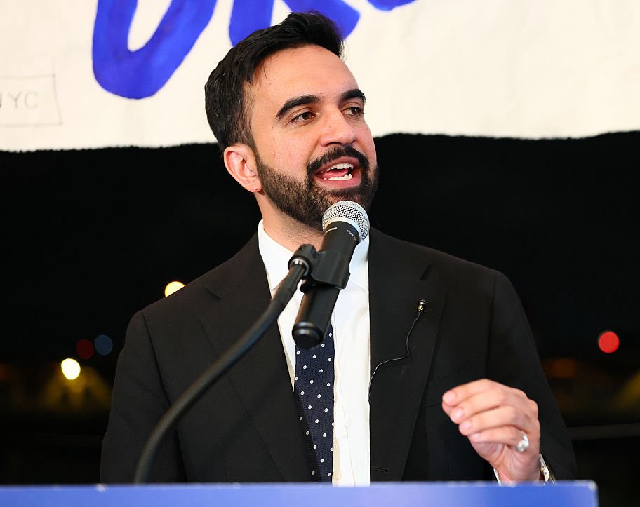 NAOMI 🐇 tweet media