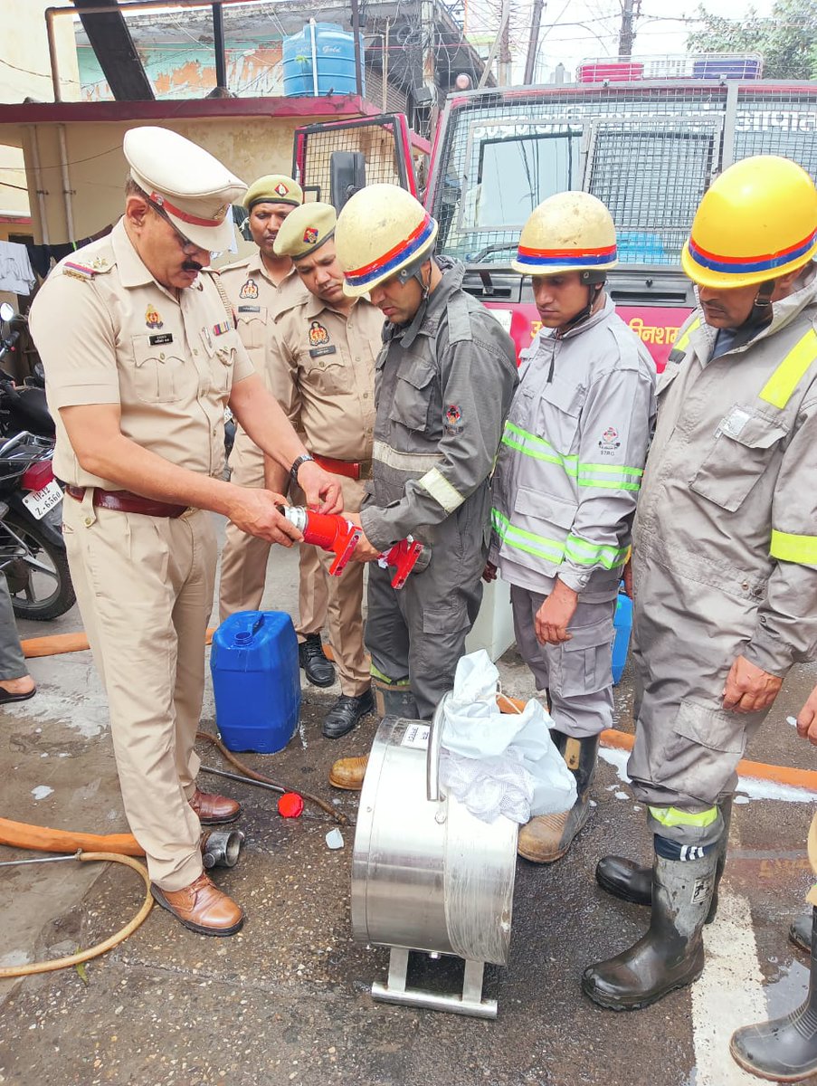 fire and Emergency service muzaffarnagar tweet media