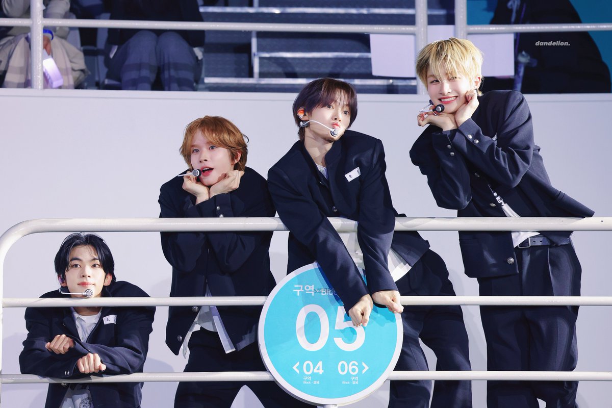 𝘿𝙖𝙣𝙙𝙚𝙡𝙞𝙤𝙣. tweet media