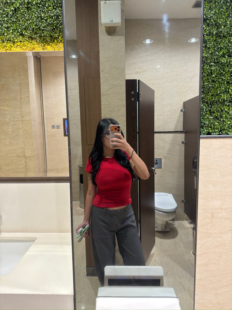 sheisrockya tweet media