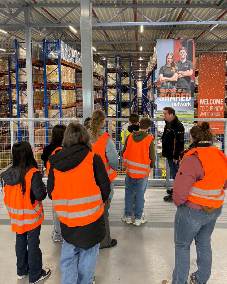 Vos Logistics tweet media