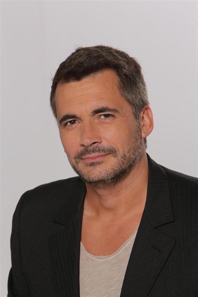 élie ☂️ tweet media