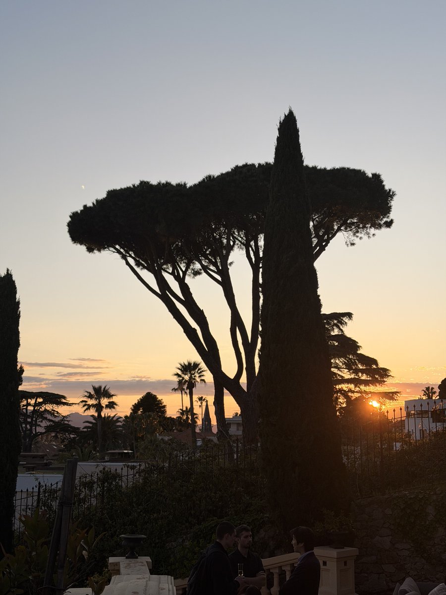 BlockBuzz tweet media