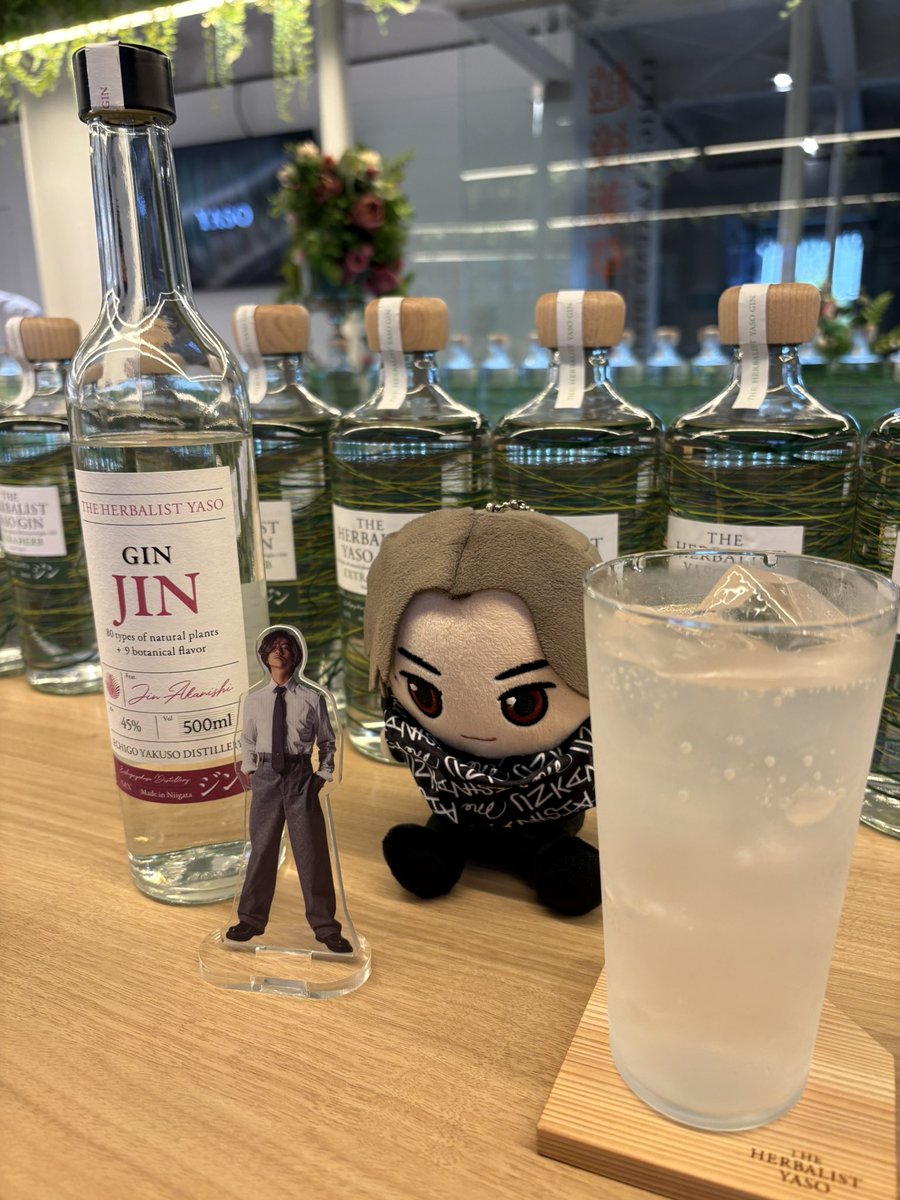 anebone's tweet photo. 終売に合わせて最後のドリンクをいただきました!
素敵な空間でまったりしすぎてしまったけど美味しいginと共に♡
ginの奥深さを知り楽しみ方を味わえていい機会をいただきました!
終わっちゃうのが寂しい!でも思い出一つまた増えました🌸
スタンドは5/10まで💕
#yasogin
#赤西仁
#yasoginstand https://t.co/qi3FEt0ywJ