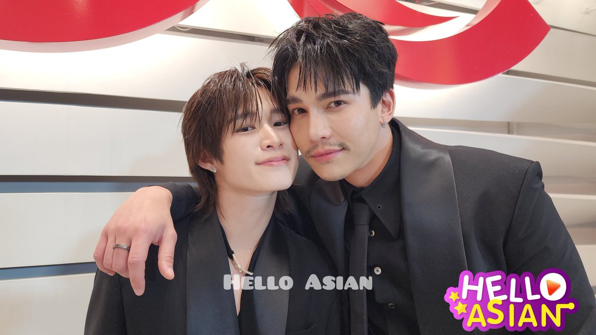 Hello Asian tweet media