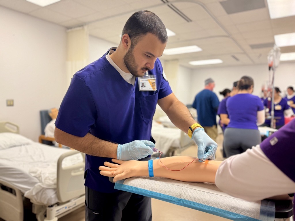 The Edinburg Advocate tweet media