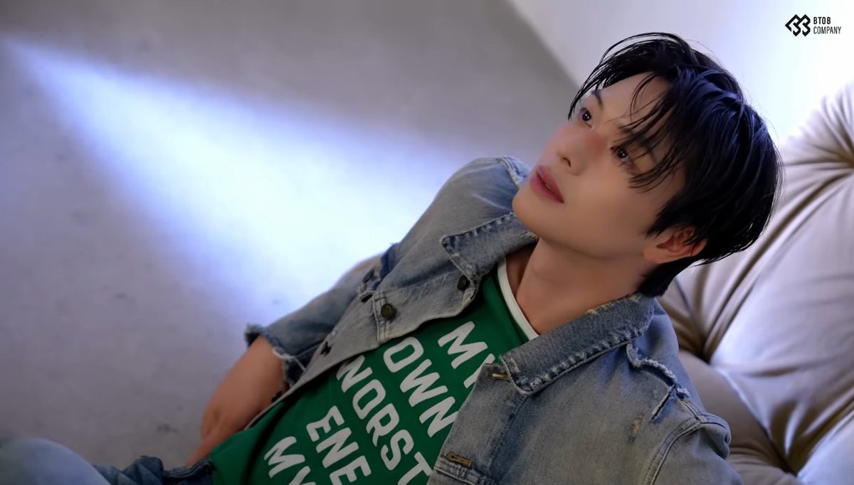 ๋ฆ๋๋๐ง tweet media