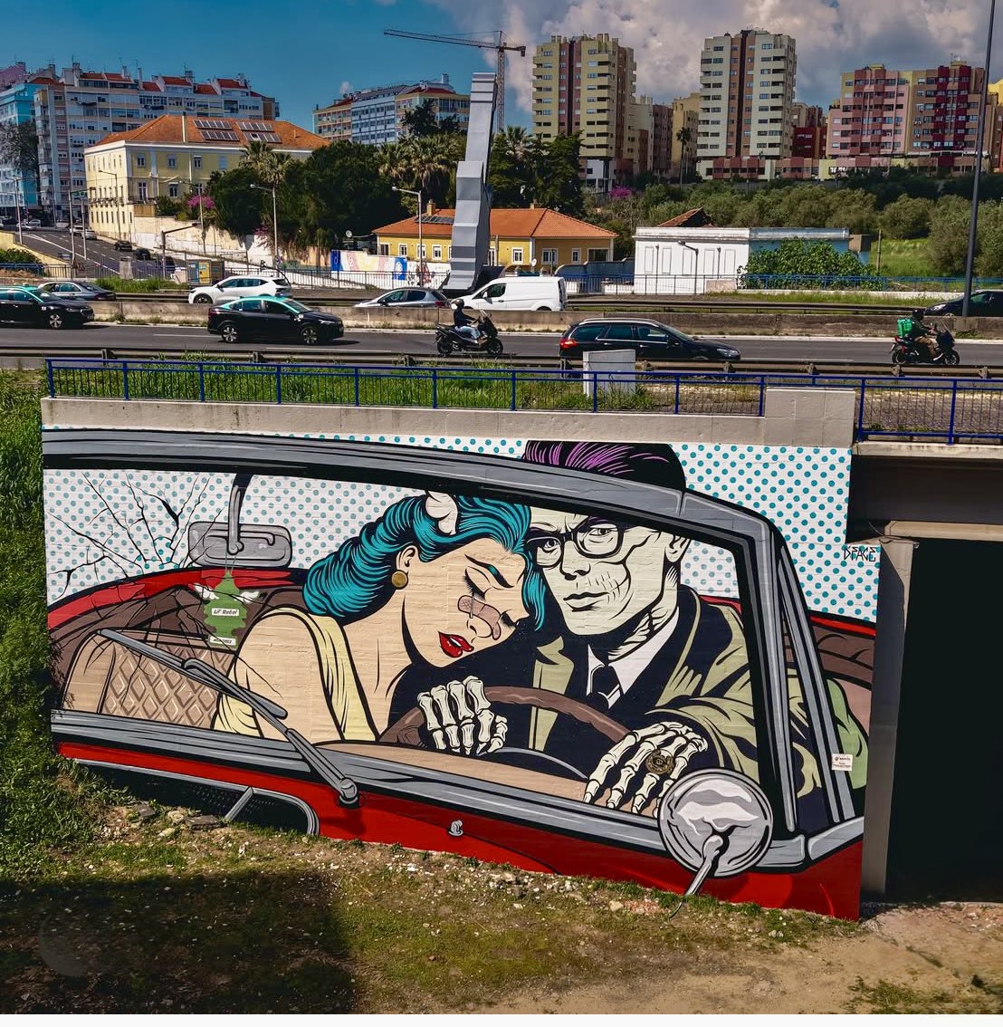 lovestreetart22's tweet image. “Heartbreak Highway” by D*Face in Lisbon, Portugal (Photo by Underdog Gallery).
#StreetArt #DFace #Lisbon