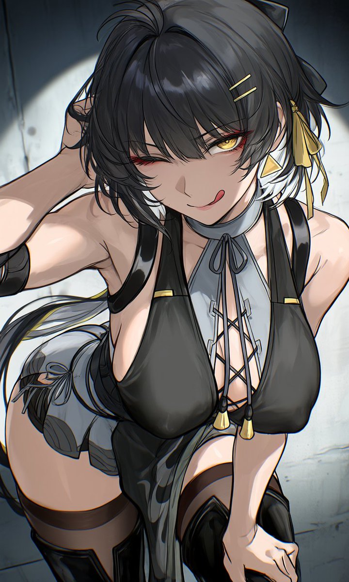 LousselisA tweet media